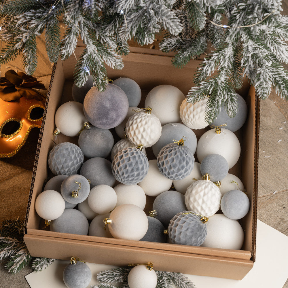 Новорічні кулі 40 шт Мікс Бархат Нюд Сірий Білий Набір новорічних куль