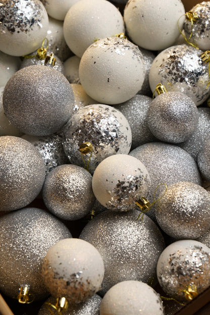Новорічні кулі 40 шт Мікс Бите Скло Срібний Білий Набір новорічних куль
